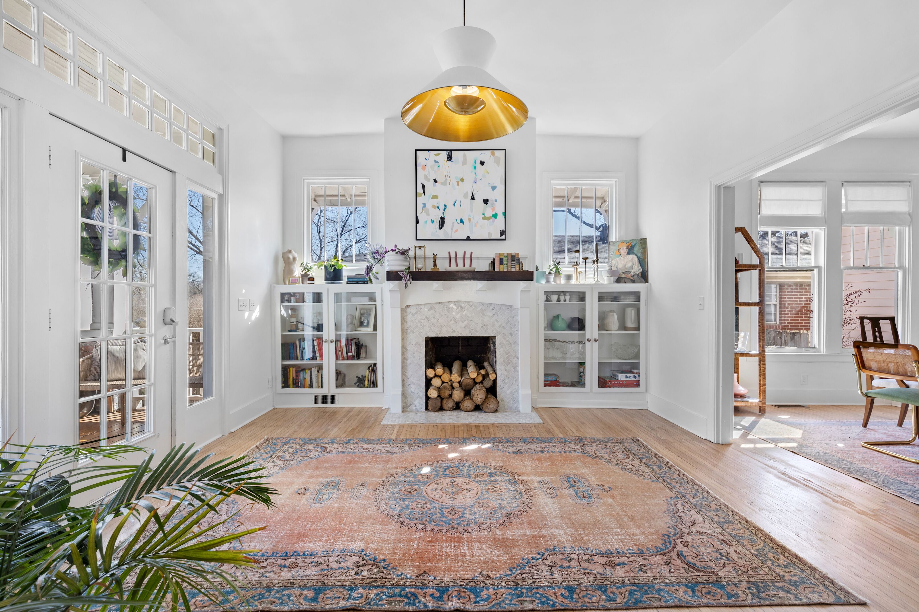 Historic elegance in E Nash. 4 mi to DT. Sleeps 10