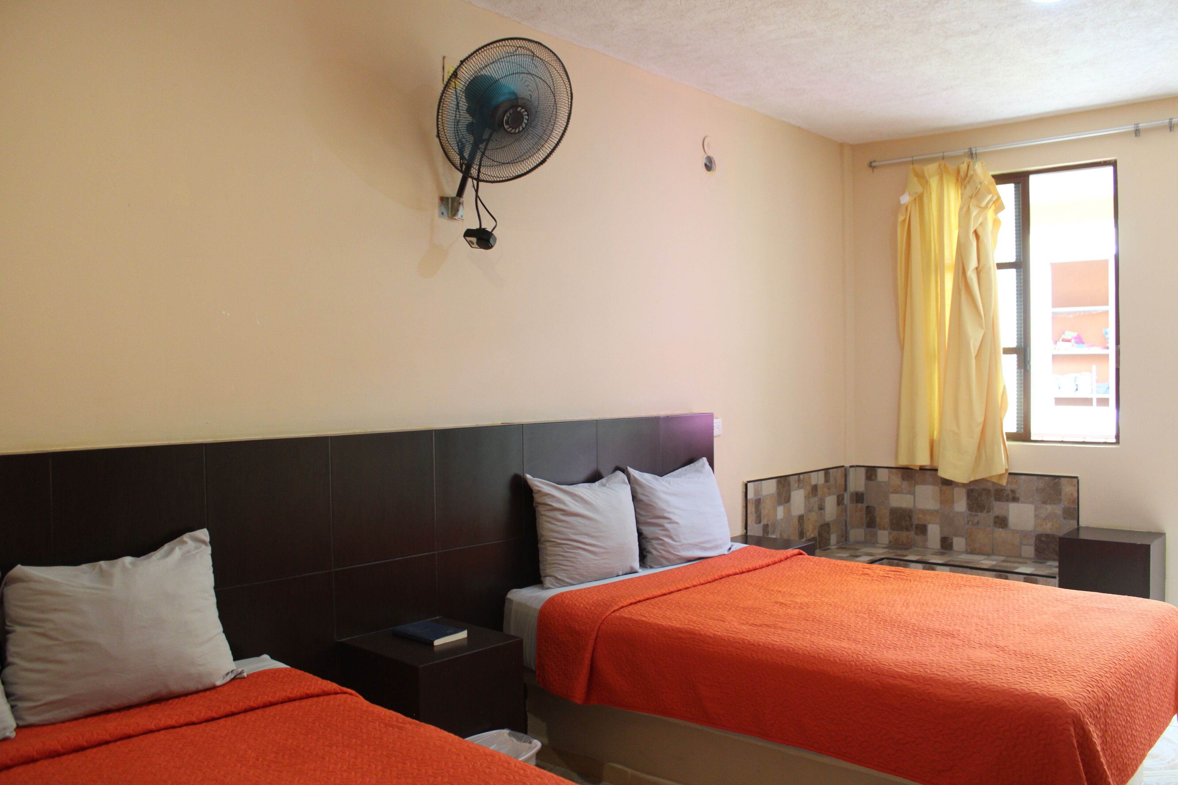 Foto - Hotel Guaranducha Inn