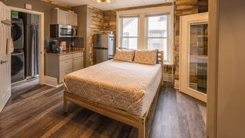 Apartment | 2 bedrooms, iron/ironing board, free WiFi