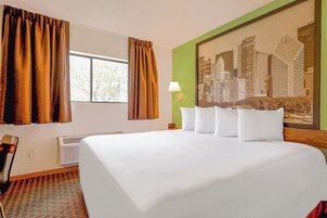 Room, 1 King Bed, Non Smoking, Jetted Tub | Desk, iron/ironing board, free WiFi, bed sheets