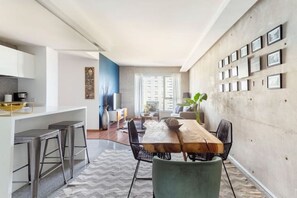 Dining - Apartment in Condesa with views of Chapultepec Castle. Gym, pool & parking (Ciudad de México)