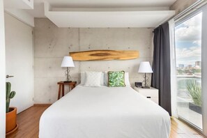 2 bedrooms, iron/ironing board, travel crib, free WiFi - Apartment in Condesa with views of Chapultepec Castle. Gym, pool & parking (Ciudad de México)