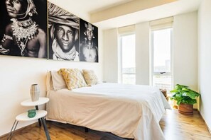 2 室のベッドルーム、旅行用ベビーベッド、WiFi