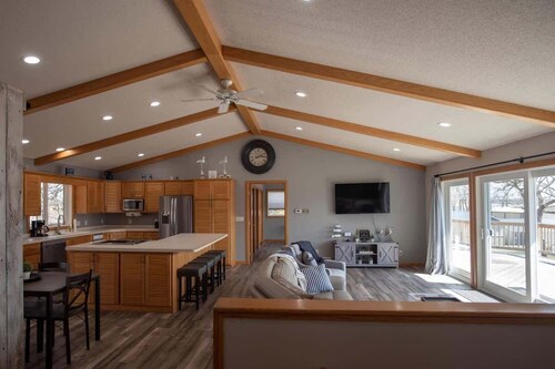 New! - Ottertail Lake home