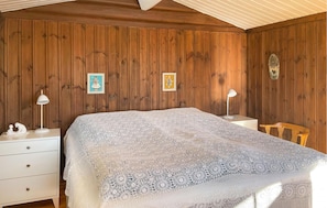 4 bedrooms, free WiFi