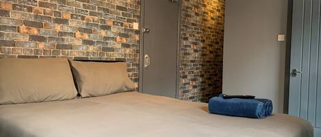 Chambre Double Standard, salle de bains attenante