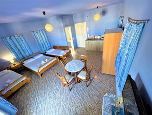 1 bedroom, WiFi - SeaSide Apartment with balcony + swiming pool. (Thira)