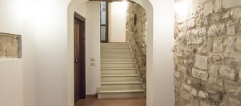 S318 - Sirolo, wonderful three-room apartment in a historic building