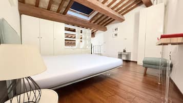 2 bedrooms, bed sheets