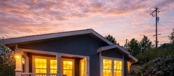 Weber's Woods Cabin- Minutes from town! See the Julian Daffodil Show and events!