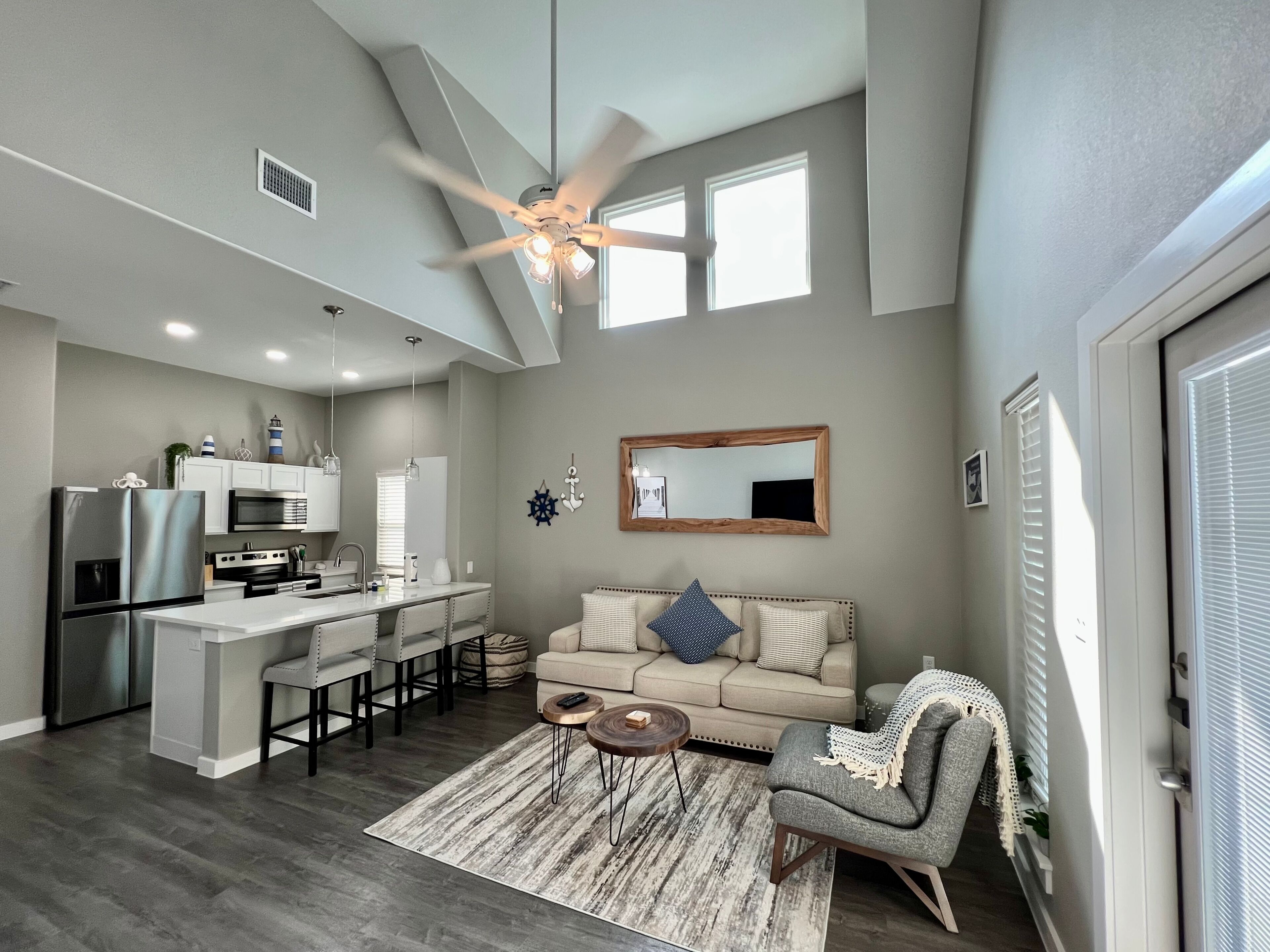 Sea Dreamz 2 - Brand New 2 bed / 2 bath condo at Smugglers Cove