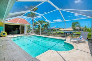 Beheizter Pool
