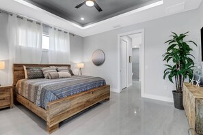 4 dormitorios, tabla de planchar con plancha, wifi y ropa de cama