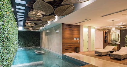 Oasis 12