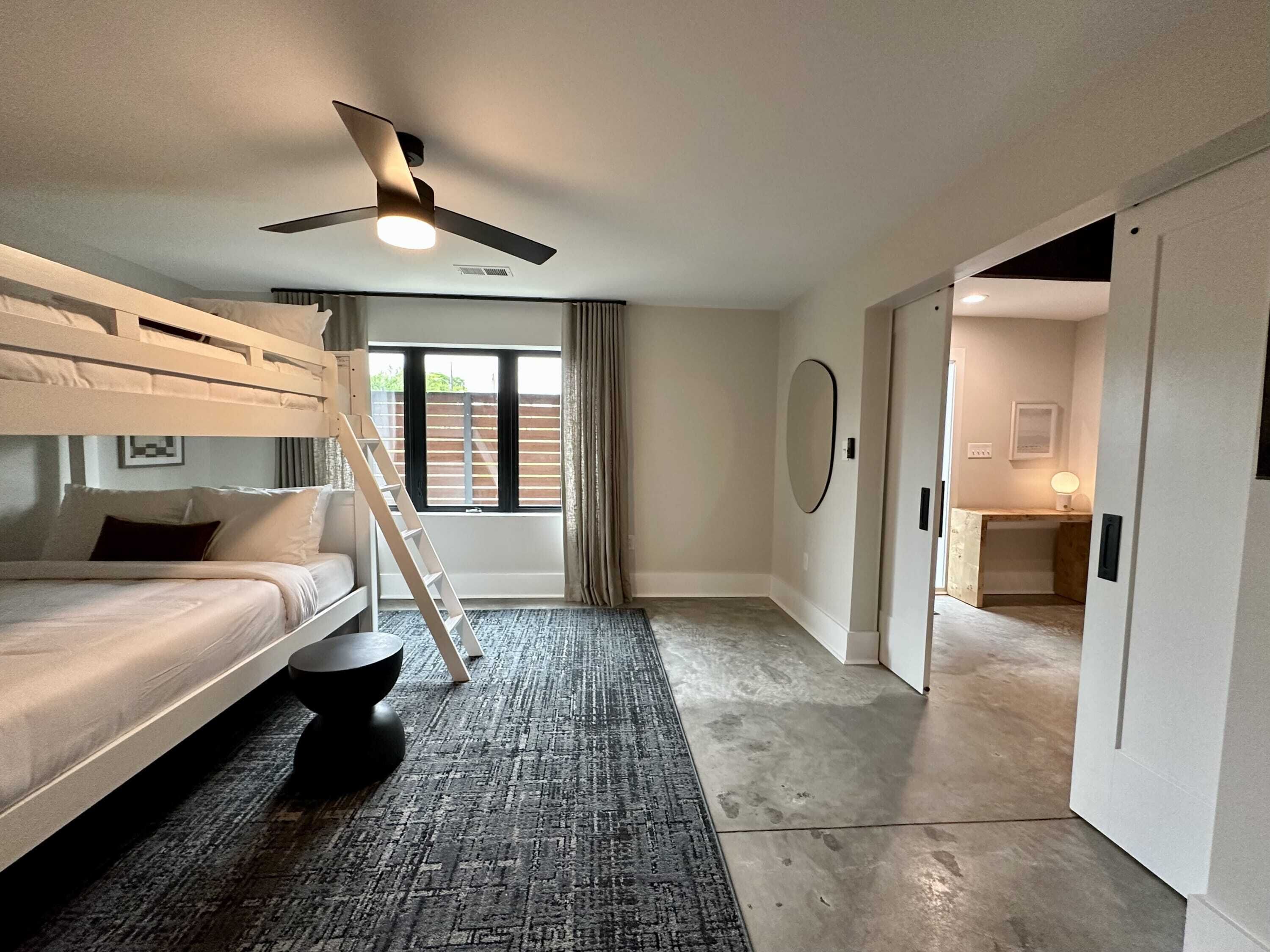 4 habitaciones y ropa de cama de alta calidad 