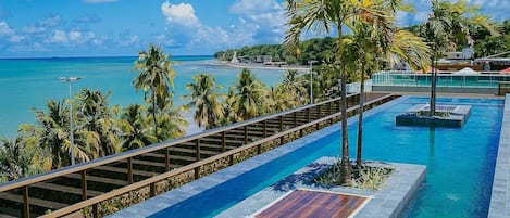 Basic Studio | Pool | Outdoor pool, pool umbrellas