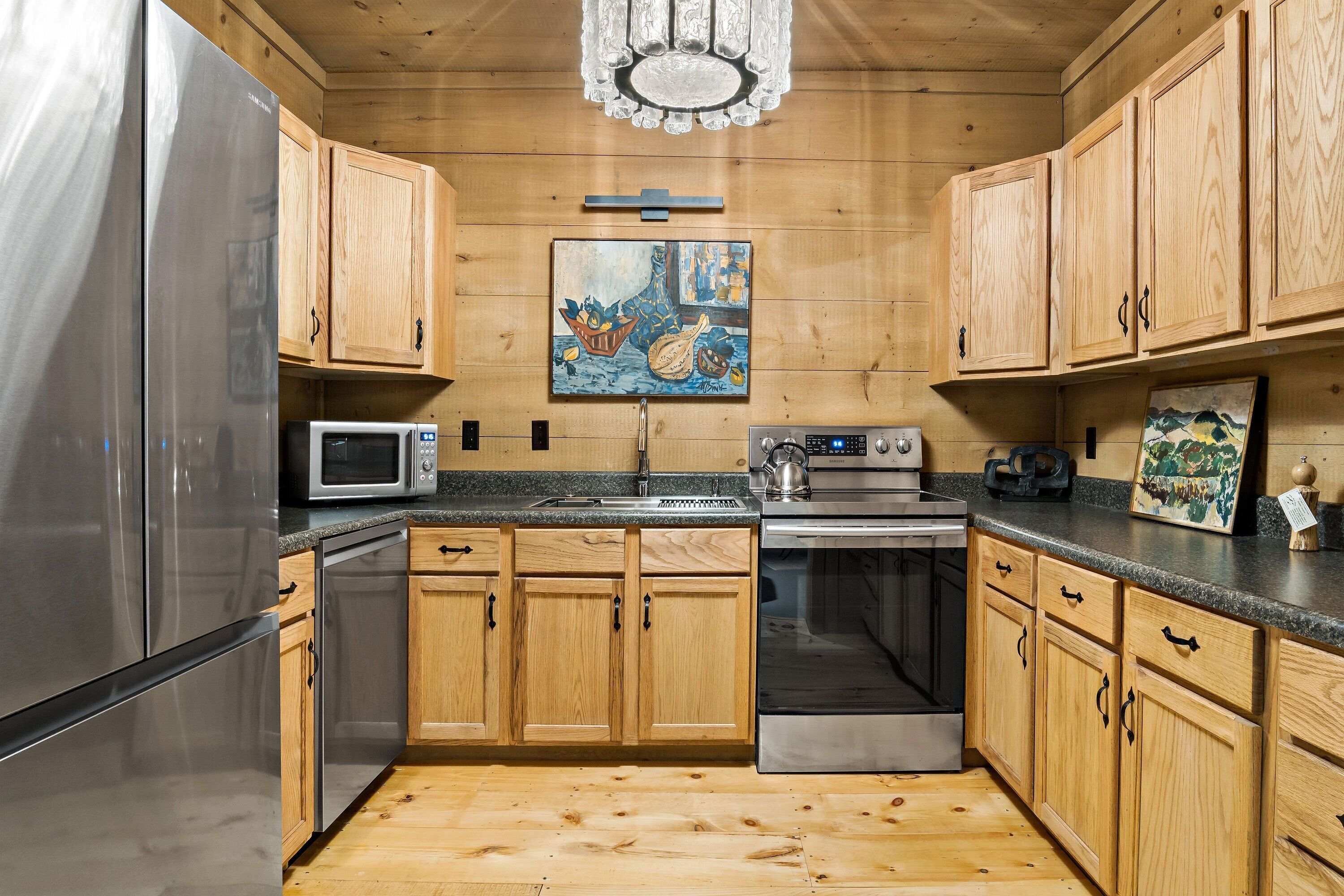 Red Barn Retreat | Private Pool, Hot Tub & Game Room