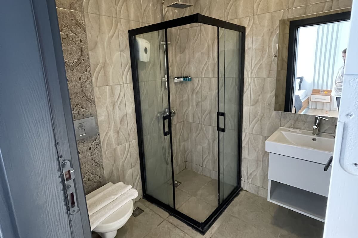 Family Apartment | Bathroom | Hair dryer, towels, soap, shampoo