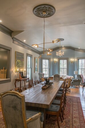 Dining - White Pine Inn | Beautiful Victorian Mansion on 5 acres in Hendersonville! (Hendersonville)