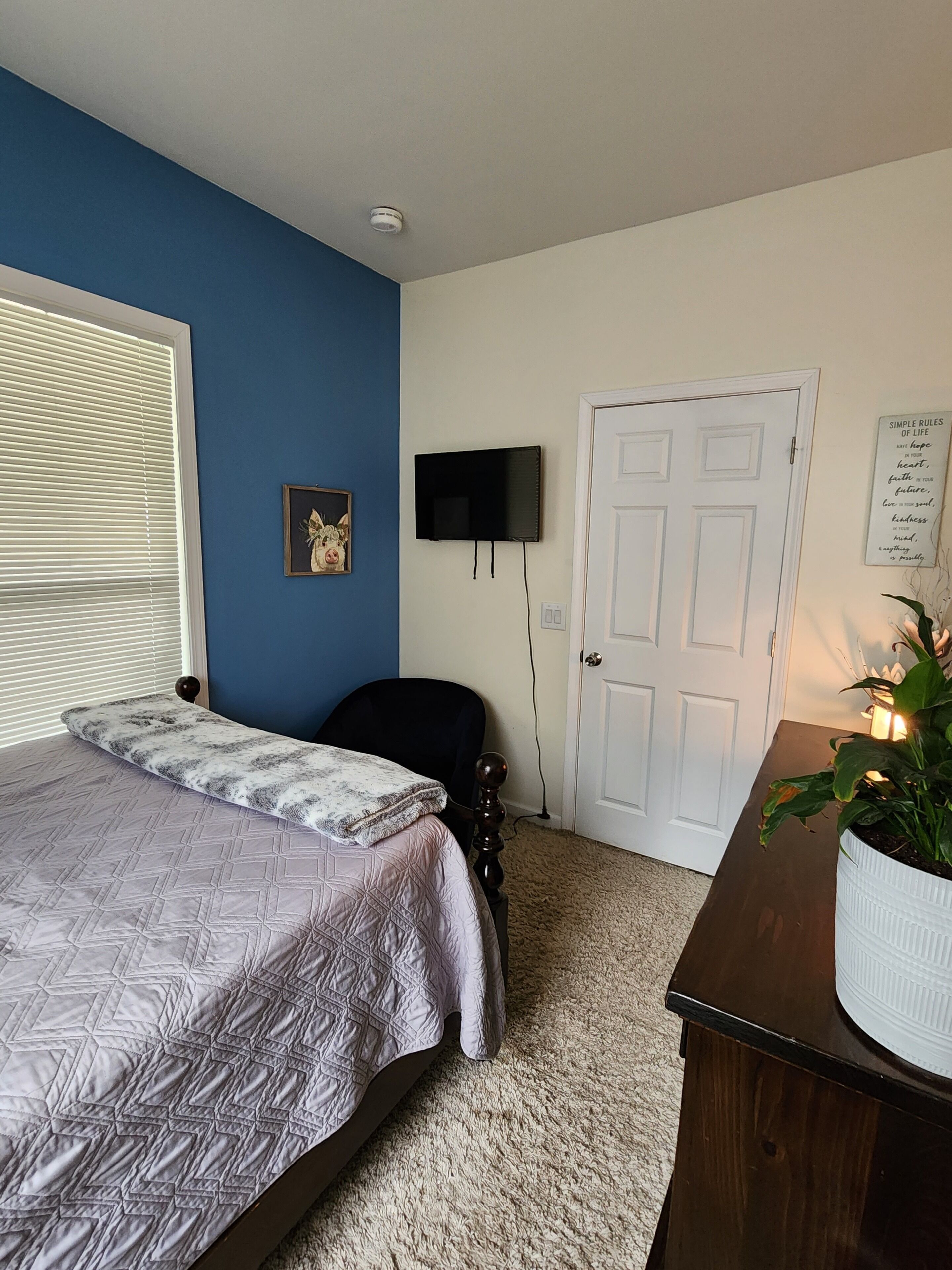 House across from Lake Winnebago boat launch