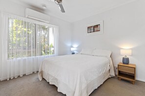 2 habitaciones, tabla de planchar con plancha y wifi gratis 