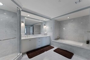 Douche, sèche-cheveux
