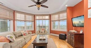 Living area - Residence 603 at The Grand (Wildwood)