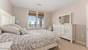 3 bedrooms, iron/ironing board, free WiFi
