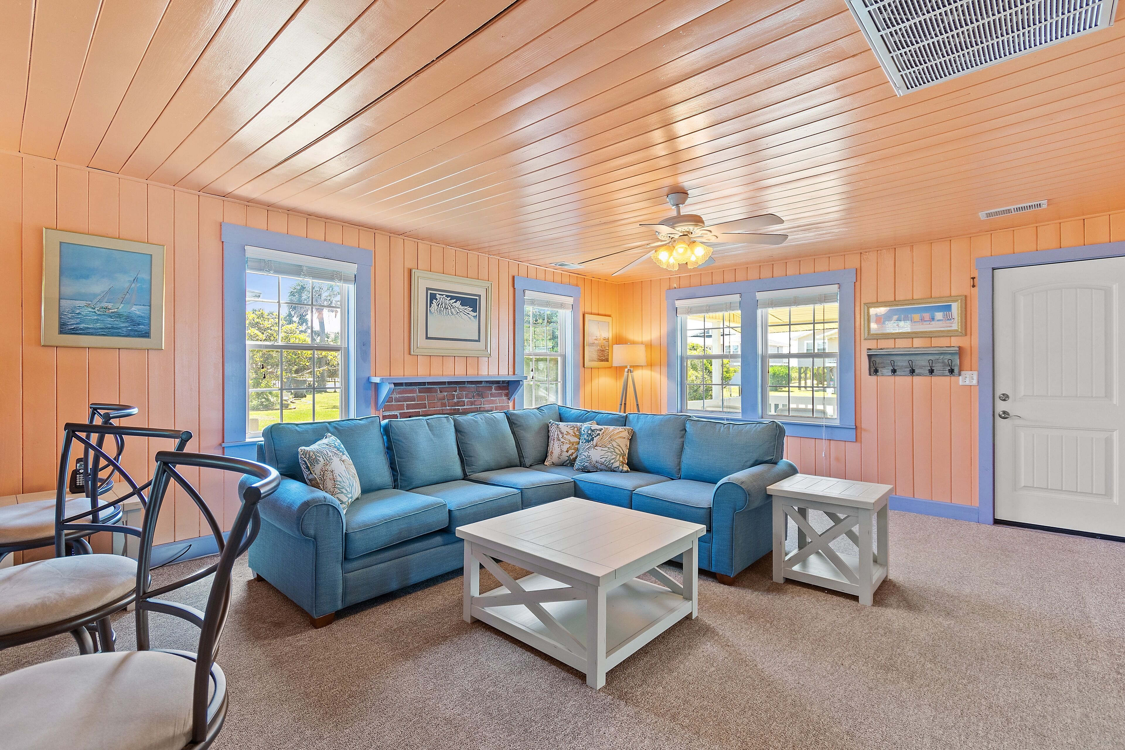 "Cottage By The Sea" is a 2 bedroom, 2 bathroom second row home.