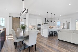 Dining - Carolina Blue Skies is 2nd Row, Steps to the Beach, Ocean Views and New Construction (Holden Beach)