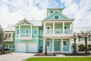 Exterior - Great View,, Resort Pools, Boardwalk to Beach (Port Aransas)