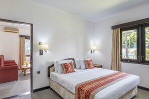 Svit - badkar | 1 sovrum, skrivbord, arbetsyta för laptop och ljudisolering