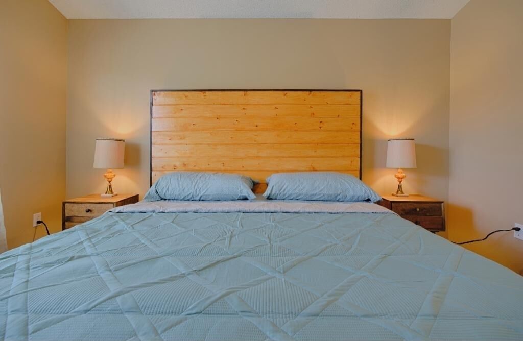 Private pool house inside Golf Course