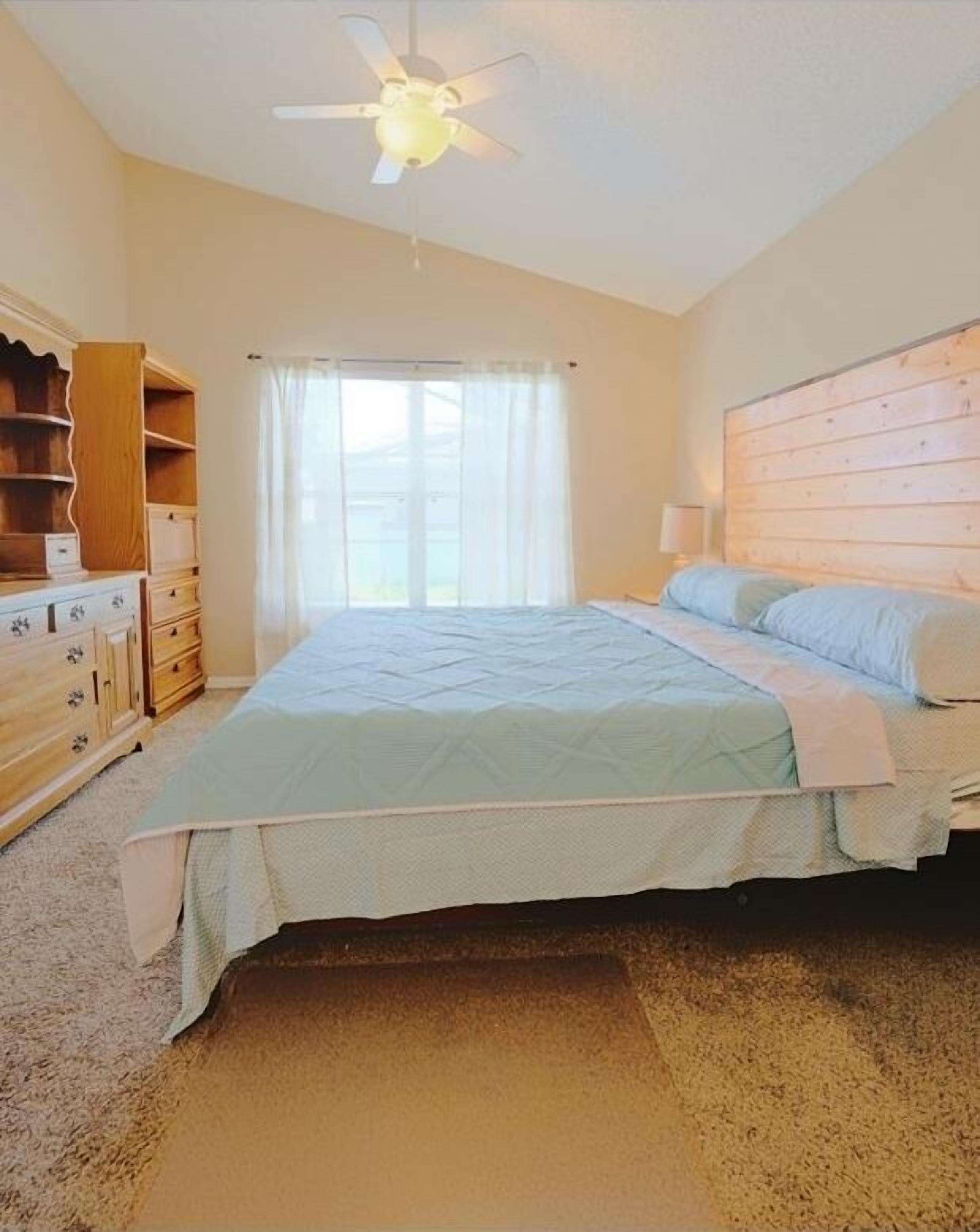 Private pool house inside Golf Course