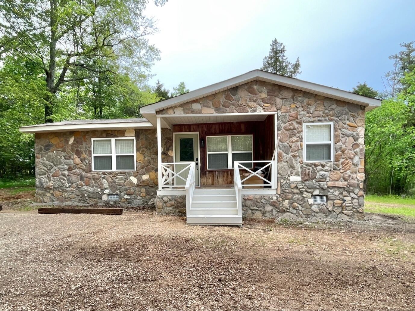 Cottage on 3 acres,  just minutes from Golden Triangle Industrial park