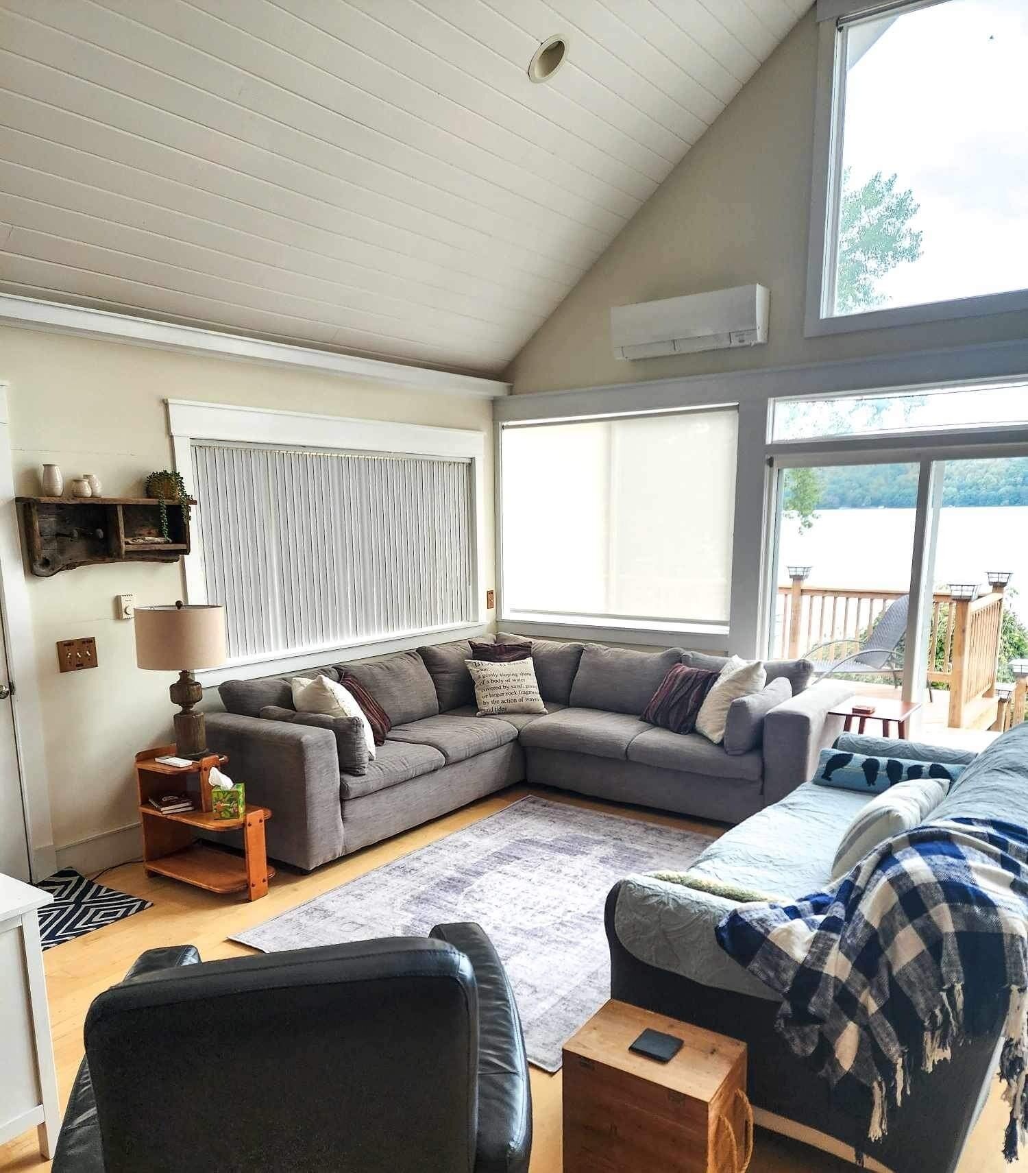 Unwind in Lakeside Luxury:Private House,Dock,Views, Kayaks - Auburn/Skaneateles