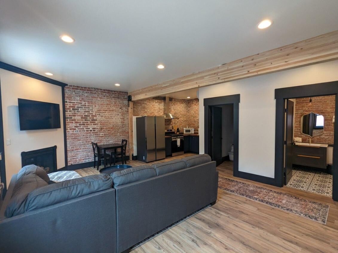 The Linden Lofts at Albertini’s- Downtown Luxury Lofts # 2