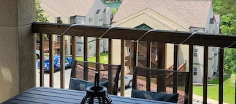 Branson Condo 1 Mile to Silver Dollar City