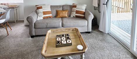 Smart TV, DVD player, stereo