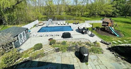 3200 square feet of comfort, 5 bedroom, 2 baths and heated in ground pool