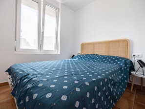 1 bedroom, Internet, bed sheets