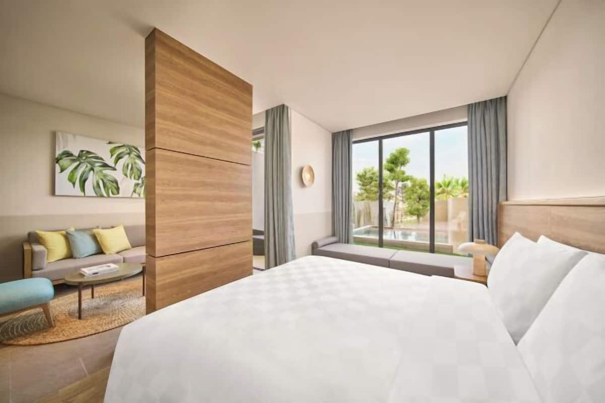 2 bedrooms, in-room safe, soundproofing, free WiFi