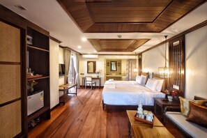 Executive Twin Room | Egyptian cotton sheets, premium bedding, Select Comfort beds