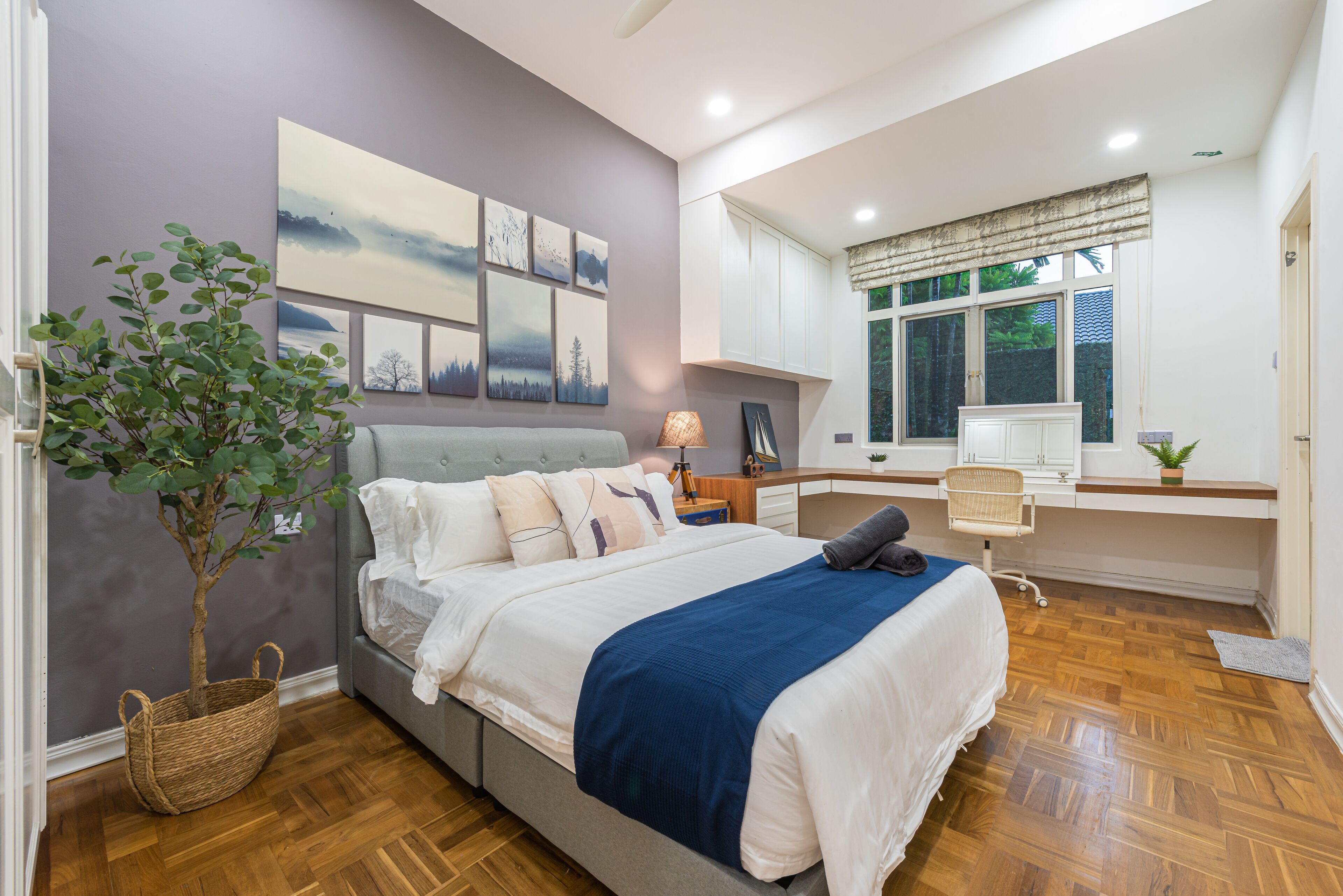 Luxury Bungalow | 6 bedrooms, desk, blackout drapes, iron/ironing board