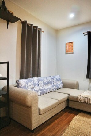 Interior - Dara three hostel (Bangkok)