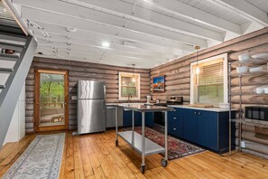 Uklassifisert bilde, 2 av 48, knapp