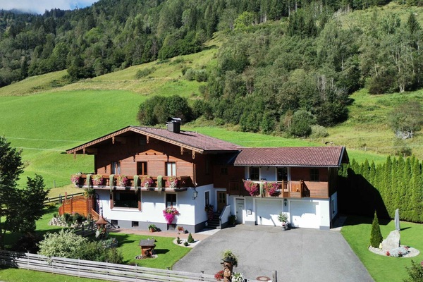 Unser Haus im Sommer