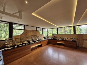 Restaurant - Golden Landmark Green Valley Beach Resort (Panaji)