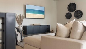 5 bedrooms, iron/ironing board, WiFi, bed sheets - Desert Vista at Desert Color (St. George)