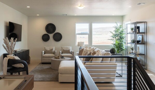 TV - Desert Vista at Desert Color (St. George)